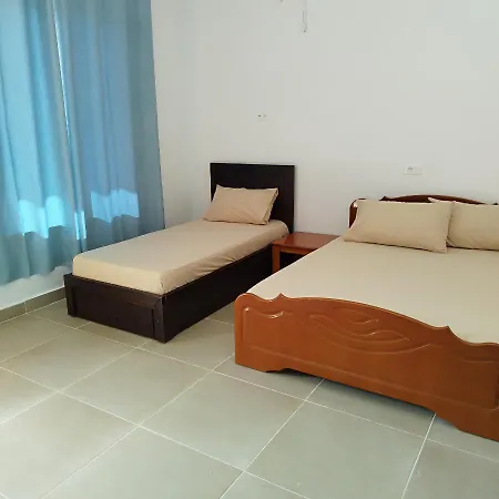 Leonora's Appartement *