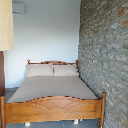 Leonora's Appartement